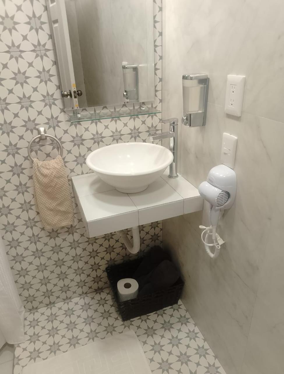 Casa Nance Coba Mercado 28 Smart Tv Y Ado Centro Homestay